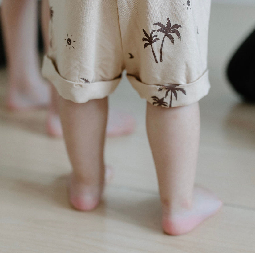 Beach vibes-Shorts