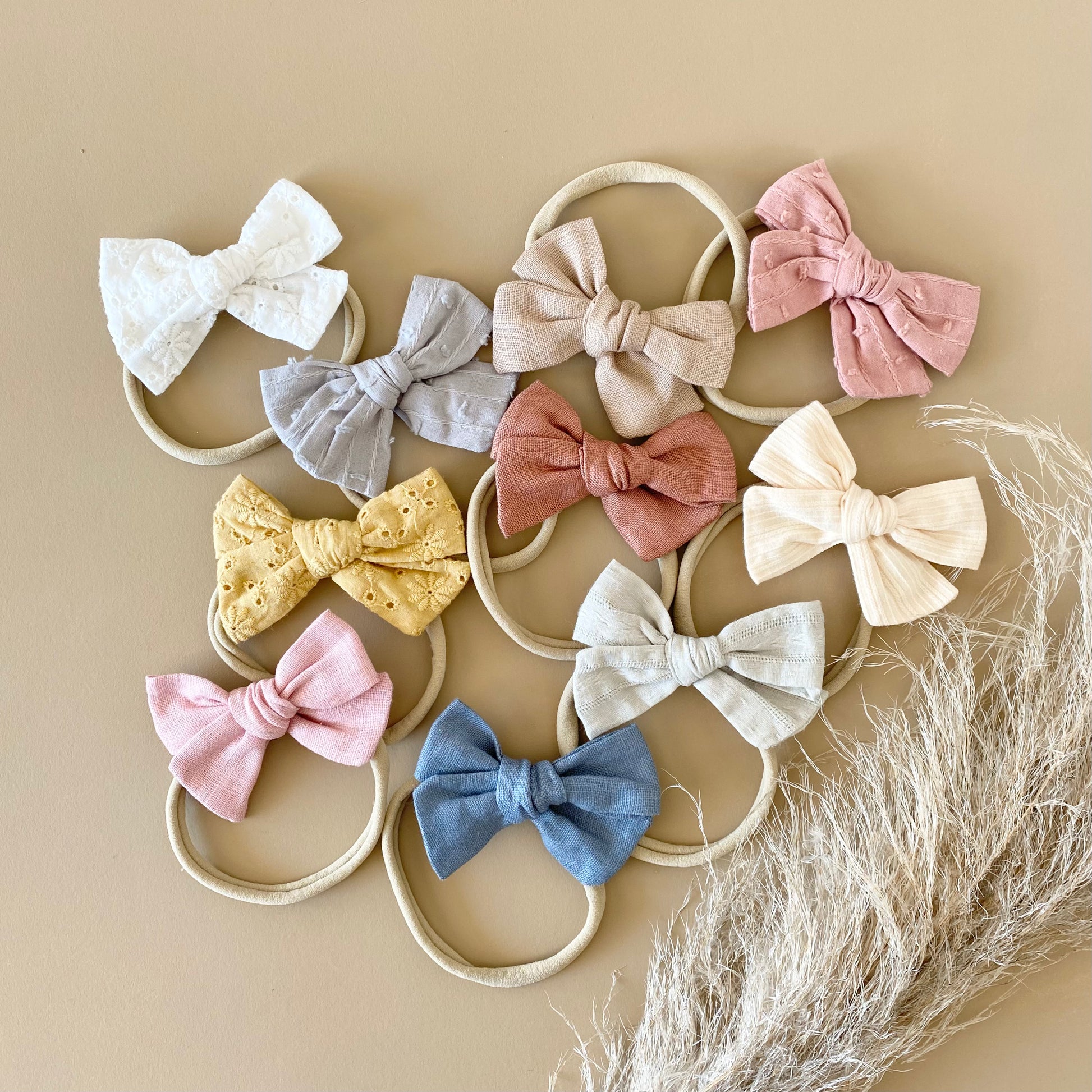 Classic bows-Linen